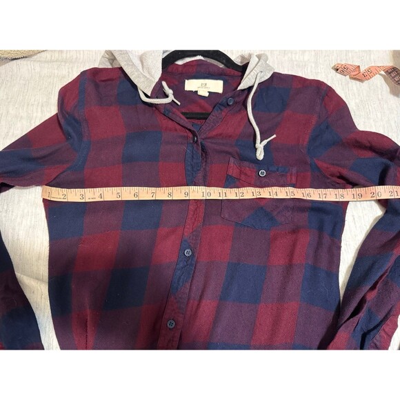 Thread+Supply Red & Blue Plaid Flannel Size S - Picture 7 of 9